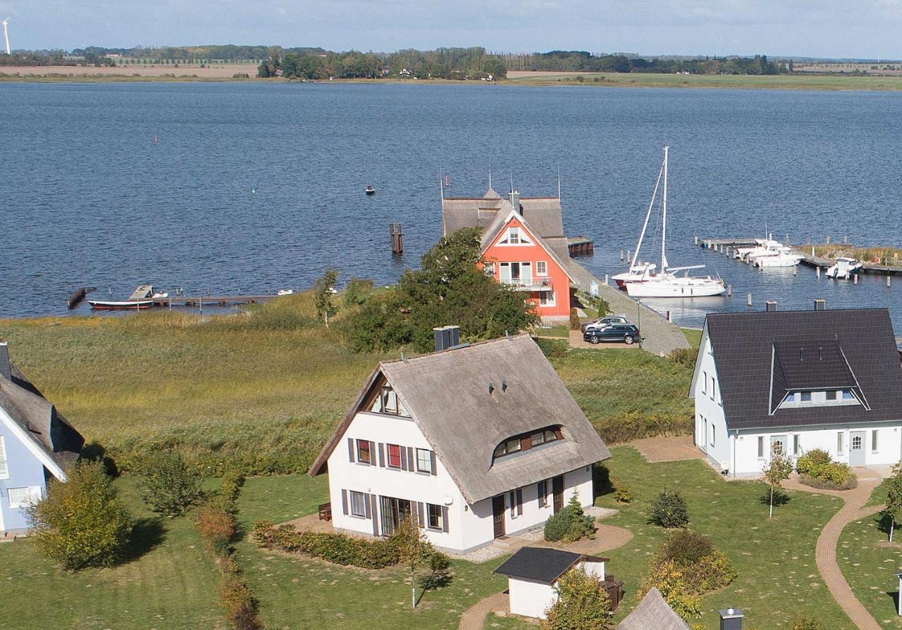 Ferienhaus Boddenblick Und Kranich Vieregge ภายนอก รูปภาพ